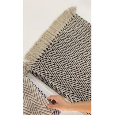 Imagem de Peseira Cama Casal 0,60x2,20 com franja amarrada - Borda Tapetes, Pret