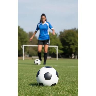 Imagem de Kit 10 Bolas Futebol Vinil Amador 20cm Pretas e Brancas - Congratulati