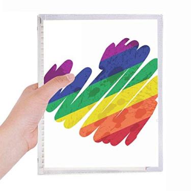 Imagem de Caderno de folhas soltas LGBT em formato de coração com pintura em folhas recarregáveis