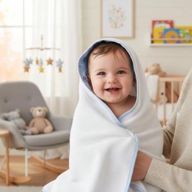 Imagem de Toalha de Banho Bebê com Capuz Forro Fralda 100% Algodão Estampa Céu Estrelas Lua Nuvens Azul 70x70cm