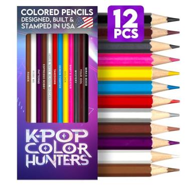 Imagem de Pun Labs Conjunto de lápis de cor KPop Color Hunters – 12 lápis com nomes inteligentes, inspirados em caçadores de demônios Kpop, lápis de núcleo macio para livros de colorir, desenho, presente ideal