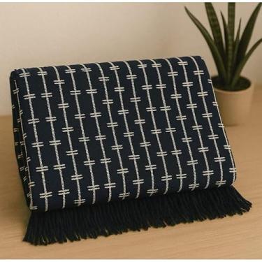 Imagem de Manta Para Sofá Gigante Luxo King 3.0x1.8M Grande 2,40X1,80m Pop 2.10x1.4M Premium De Algodão Capa Decorativa Protetora (tijol.PRETO COM BRANCO)