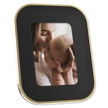 Imagem de Lawrence Frames Moldura metálica dourada - Design Silho - Tapete preto 12 x 18 cm