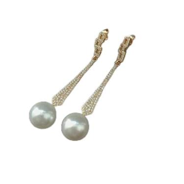 Imagem de Brincos femininos redondos de zircônia cúbica banhada a ouro com concha do mar branco 12 mm