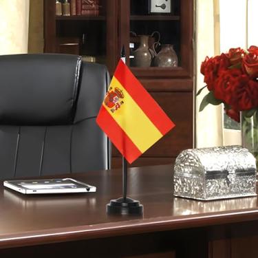 Imagem de Conjunto de bandeiras de mesa de luxo da Espanha - Bandeira espanhola em miniatura de 15 x 10 cm com mastro sólido de 30 cm - Cor vívida e resistente ao desbotamento - Base preta e topo de lança