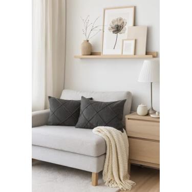 Imagem de Kit 2 Capas de Almofada Retangulares em Veludo Drapeado, Cinza chumbo, 30x50cm, Design Luxuoso com Zíper Invisível para Decoração