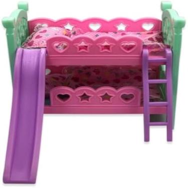 Imagem de Berco de brinquedo rosa, com escorregador e muita diversao, alegre.