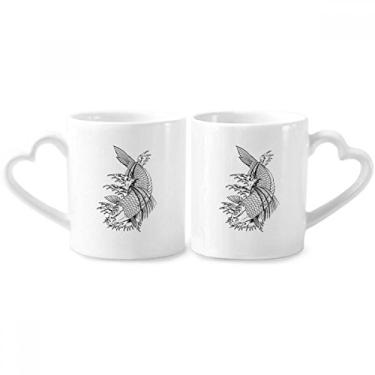 Imagem de Conjunto de canecas de porcelana para casal, peixe chinês, tradição de natação, coração