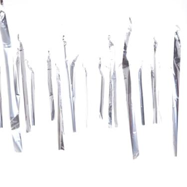 Imagem de Varal de Fitas Metalizadas Decoração de Teto para Festas 100 Metros (Prata)