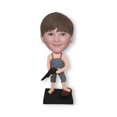 Imagem de Bobblehead infantil personalizado, balança de arma portátil personalizada, totalmente feito à mão de acordo com a foto, decoração de mesa, presente de aniversário exclusivo e significativo, presente