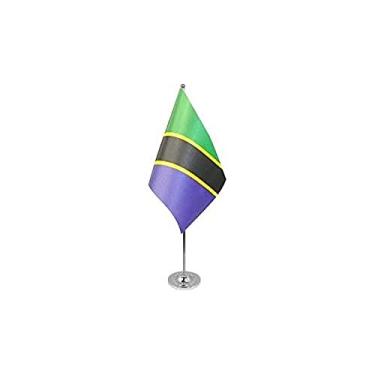 Imagem de Bandeira de mesa de prestígio da Tanzânia 15 cm x 9 cm cetim - Bandeira de mesa da Tanzânia 22 x 15 cm - Poste e base de aço - AZ FLAG