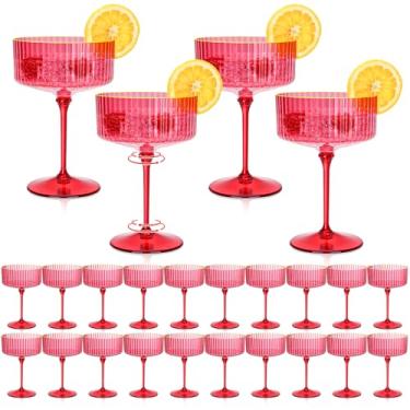 Imagem de HKSZEH 24 peças de copos de plástico para martini de 283 g com aro dourado destacável vermelho canelado copo de coquetel vintage para bar, margarita, gin, tequila, sobremesas e lanches