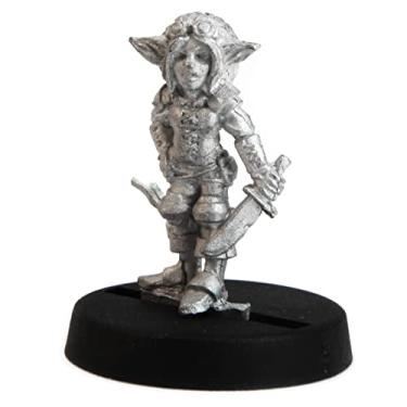 Imagem de Stonehaven Gnome Scout Miniature Figure (for 28mm Scale Table Top War Games) - Made in USA