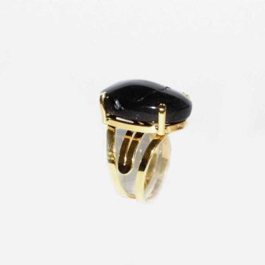 Imagem de Anel Turmalina Preta Cabochão Oval Dourado Aro Ajustável