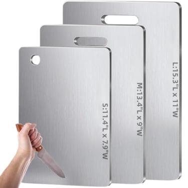 Imagem de Tábua de corte de titânio para cozinha, conjunto de 2/3 - Tábua de corte dupla face de grau alimentício para carne, design pendurável, fácil de limpar para carne, frutas e vegetais várias cozinhas (P+