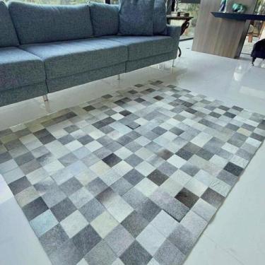 Imagem de Tapete de Couro Quadriculado Mix Cinza 3,00x2,00m com placas de 10x10c