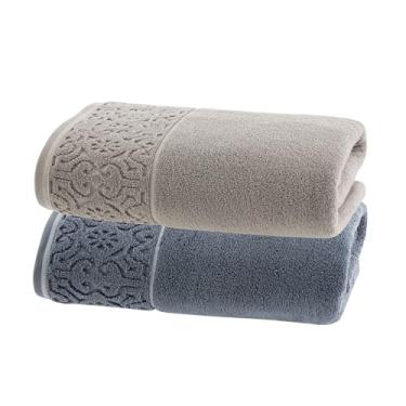 Imagem de Jogo de Toalhas Ele/Ela Super Soft Arabesco Zero Twist 2Pçs – Banhão 80x150cm 500g/m² – Toque Macio, Alta Absorção e Design Sofisticado – Altihaus (Azul/Cinza)
