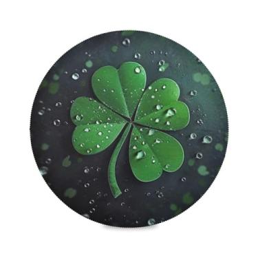 Imagem de Blueangle Jogo americano redondo trevo verde conjunto de 4 tapetes de mesa de poliéster, fácil de limpar, resistente ao calor, limpável, para mesa de jantar (23)