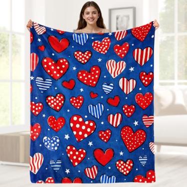 Imagem de Aimego Cobertor com bandeira americana, presentes para mulheres, homens, corações e estrelas dos EUA, decoração patriótica para sofá-cama, festa, azul claro, presentes de cidadania 127 x 152 cm