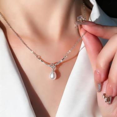 Imagem de Colares de pérolas para mulheres, gargantilha de pérola dourada, delicada, colar de pérolas simples, conjunto de colar de margarida em camadas, fio pendente para noivas, damas de honra, fantasia de