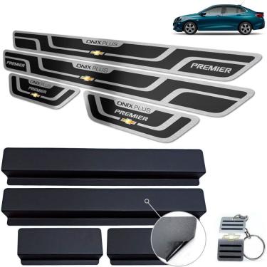 Imagem de Soleira Chevrolet Onix Plus Premier 2020 Preto Alto Relevo