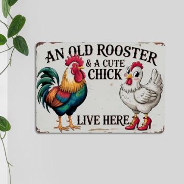 Imagem de Presentes engraçados para mulheres amantes de galinhas entusiastas da fazenda Um velho galo e um pintinho fofo viva aqui placa de lata de galinha para galinheiro fazenda cozinha jardim decoração de