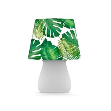 Imagem de Luminária Abajur de Mesa Tropical, Design Folhas de Costela de Adão, Base Branca, Cúpula Decorativa com Estampa Verde de Monstera