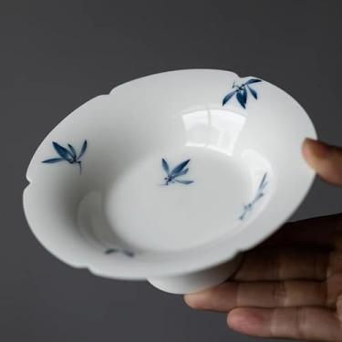 Imagem de FENNYYAR Bandeja de orquídea borboleta pintada à mão pura para uso doméstico, 13,1 cm 13 cm, bandeja de frutas para sobremesa de cerâmica porcelana branca