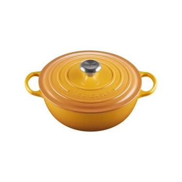 Imagem de PANELA MARMITA LE CREUSET 26CM SIGNATURE FERRO ESMALTADO AMARELO NECTAR 21114266724430