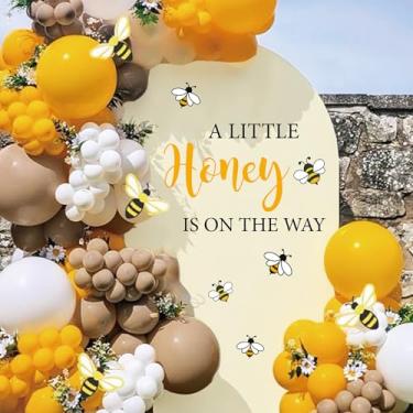 Imagem de JarThenaAMCS Adesivo de parede para festa de revelação de gênero A Little Honey is on the Way, tema de abelha, decoração de parede para chá de bebê, balão de fundo de arco
