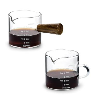 Imagem de Koythin Conjunto de 2 xícaras de café expresso, copo medidor de vidro minimalista para molho de leite, jarra tripla de bicos duplos com escala, dois acessórios de barra de café com alças diferentes