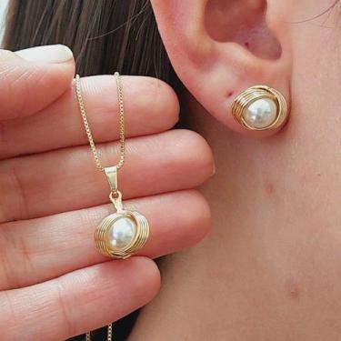 Imagem de Conjunto Pérola Colar E Brincos Folheado A Ouro - FAMA FOLHEADOS