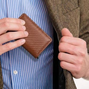 Imagem de Carteira masculina inteligente pop-up | Suporte para cartão de fibra de carbono com bloqueio RFID ultrafino 9-14 compartimento para dinheiro, Marrom, Retrô