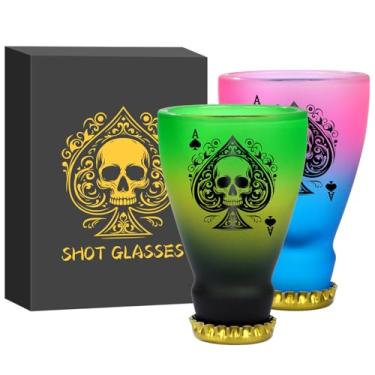 Imagem de Copos de shot de vidro com padrão de caveira Spades, copo exclusivo para garrafa de vinho, conjunto de 2 copos de dose de 43 ml com caixa de presente para doses de álcool, vodca, expresso, tequila e