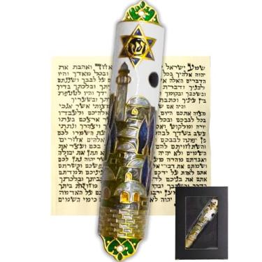 Imagem de Zivosely Mezuzá de design de esmalte requintado de 13 cm com pergaminho, instalação em 15 segundos com fita incluída ou permanentemente com parafusos fornecidos, Mezuzá com tema arquitetônico de