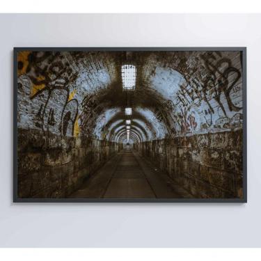 Imagem de Quadro Passagem Subterrânea 60x40 Cm Adesivo Fotográfico