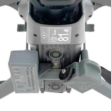 Imagem de Dispositivo profissional Release and Drop para DJI AIR 3/3S – patenteado nos EUA para entregas de precisão, resgate, pesquisa e operações utilitárias – por DRONE SKY HOOK