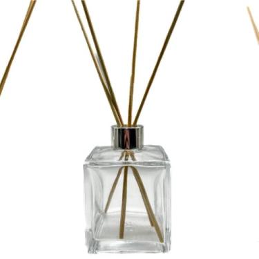 Imagem de Kit 3 Frascos de Vidro Cubo 100ml para Difusor de Ambiente Luxo com 9 Varetas – Tampas Douradas, Prata, Rose ou Preto(PRATA)