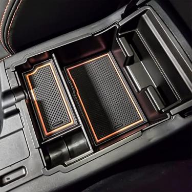 Imagem de EDBETOS Bandeja organizadora de console central para Subaru Crosstrek 2018-2021 e serve para Subaru Impreza 2017-2021 Caixa de armazenamento secundária ABS (acabamento laranja)
