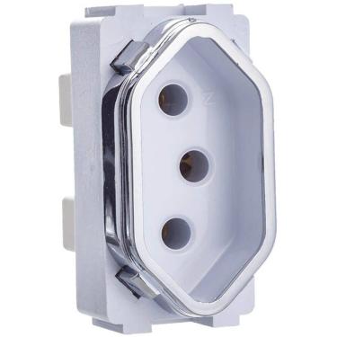 Imagem de Módulo de Tomada Universal Branco com Cromado 2P+T de 20 Ampères da Linha Novara - DC1200-39 - DICOMPEL