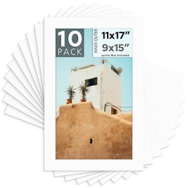 Imagem de MBC Mat Board Center, Pacote com 10, 28 x 43 cm para tapetes brancos para fotos de 22 x 38 cm - sem ácido, espessura de 4 camadas, núcleo branco - para fotos, molduras