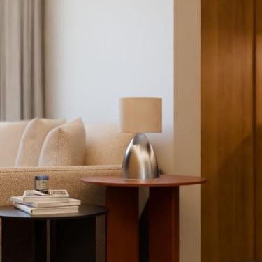 Imagem de Kit 2 Abajur Luminária de Mesa Bojudo Clássico Escovado Com Cúpula de Algodão Bege Decoração Iluminação de Casa, Sala, Escritorio, Quarto