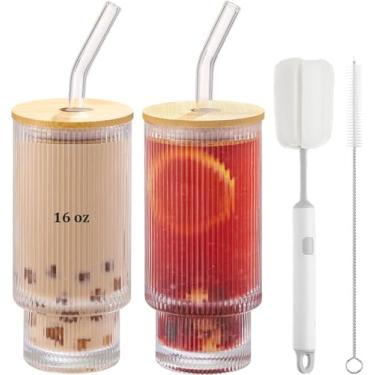 Imagem de ASANMEYO 2 peças de copos com nervuras com tampas e canudos de bambu, copos de vidro com nervuras de 473 ml, vidro canelado vintage canelado, xícara de café gelado para coquetéis, cerveja, suco, leite