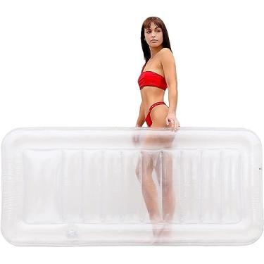 Imagem de Espreguiçadeira transparente da LÔTELI – Chaise inflável transparente para adultos e crianças – estética mínima para festas na piscina, diversão de verão e relaxamento definitivo – durável e fácil de