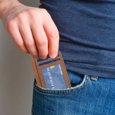 Imagem de Carteira masculina fina de couro genuíno com clipe para dinheiro - comporta 12 cartões, design de bolso frontal, compacta e leve, Marrom, Hardside expansível