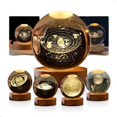 Imagem de Luminária Cristal 3D Galáxia: D - Astronauta Na Lua 127/220V