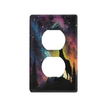 Imagem de Blueangle Placa de parede Dreamscapes Wolf Duplex Outlets, tamanho padrão, placas de cobertura de tomada elétrica de 1 gangue para decoração de quarto de escritório em casa, 4,53 x 2,76 polegadas (288
