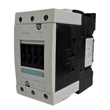 Imagem de Contator Siemens 3RT1044-1AU10 para Equipamentos Industriais 65A 380V 60HZ AC-3 Polos Tamanho S3