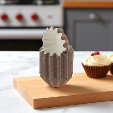 Imagem de Generic 50 peças de forros de cupcake grandes plissados copos descartáveis para assar cartolina revestimento PET cor café 4,5 x 3 cm