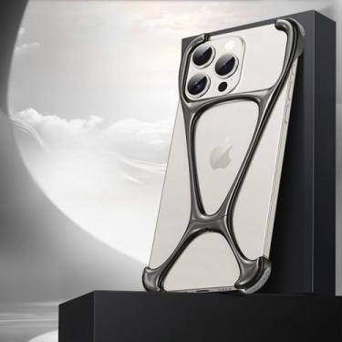 Imagem de Capa de telefone luxuosa sem aro de liga de zinco para iPhone 14 13 15 Pro Max Dissipação de calor oca à prova de choque Capa anti-queda de metal Bumpei, cor de arma leve, para iPhone 15